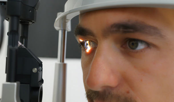 Wie Kontaktlinsen Ihre Augen schützen &#8211; Sicherheit durch moderne Technologie